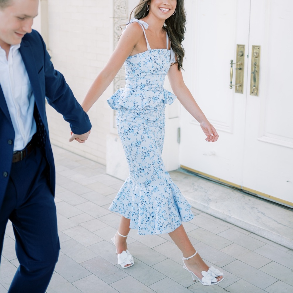 Antonio Melani Born on Fifth Pippa Blue Floral Print Fit and Flare Peplum Dress